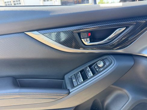 Used 2019 Subaru Crosstrek 2.0i Limited w/ Moonroof Package AWD/4WD image 9
