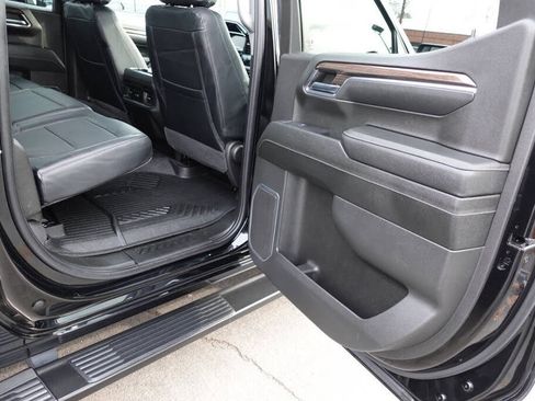 Used 2024 Chevrolet Silverado 1500 RST AWD/4WD image 32