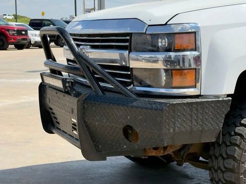 Used 2015 Chevrolet Silverado 3500 W/T AWD/4WD image 5