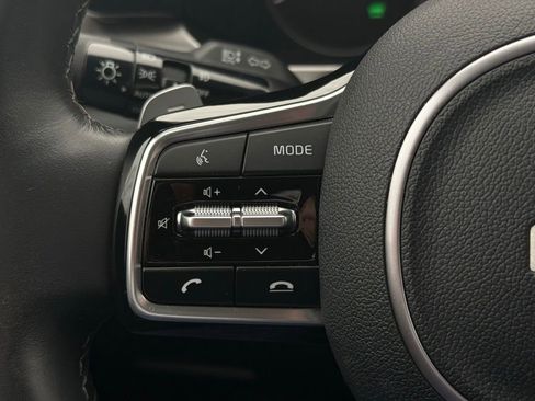 Certified 2023 Kia Sorento EX image 27