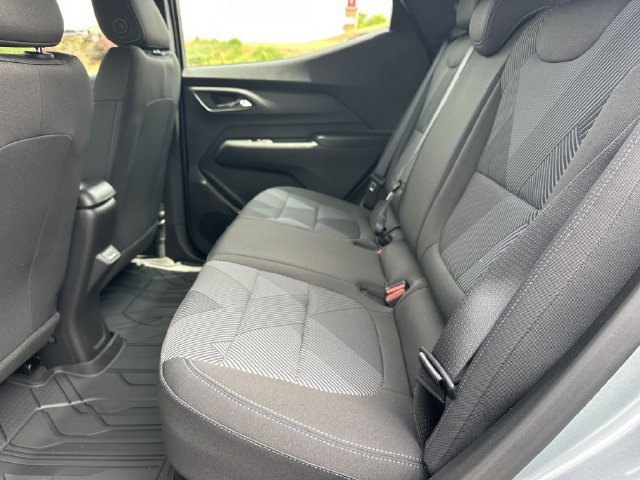 New 2027 Chevrolet Bolt LT w/ Comfort Package FWD image 20