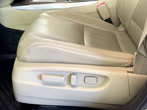 Used 2016 Acura MDX SH-AWD 4dr w/Advance image 17