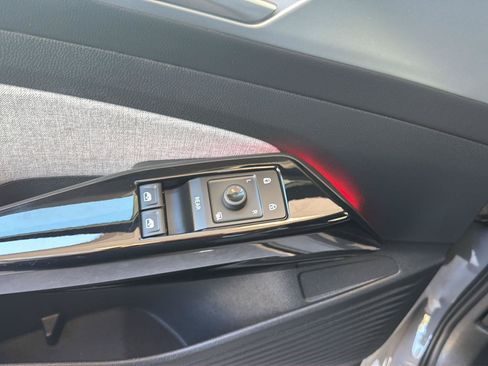 Used 2023 Volkswagen ID.4 Pro RWD image 19
