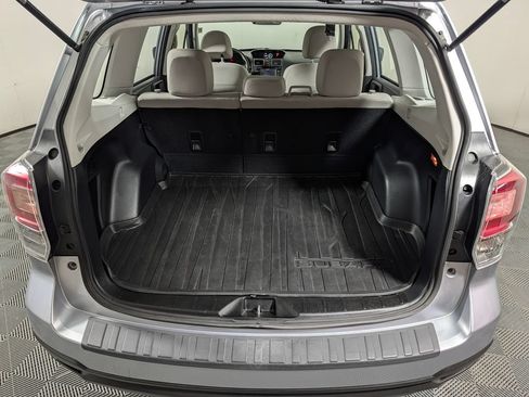 Used 2017 Subaru Forester 2.5i w/ Alloy Wheel Package AWD/4WD image 6