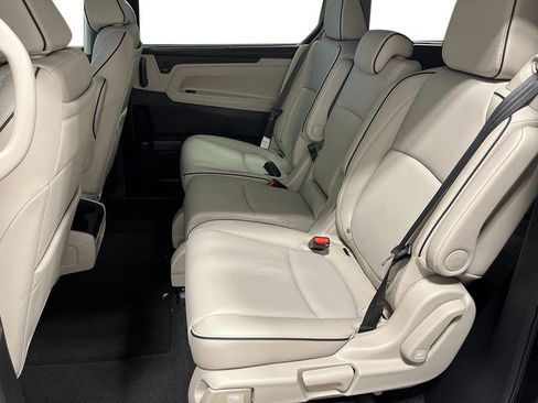 New 2026 Honda Odyssey Touring image 27