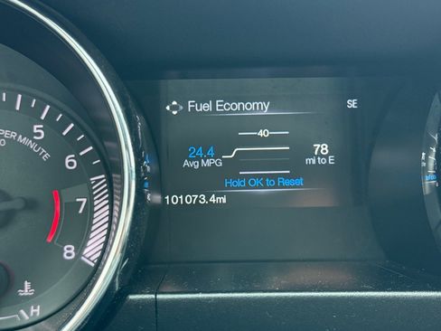 Used 2015 Ford Mustang Coupe image 25