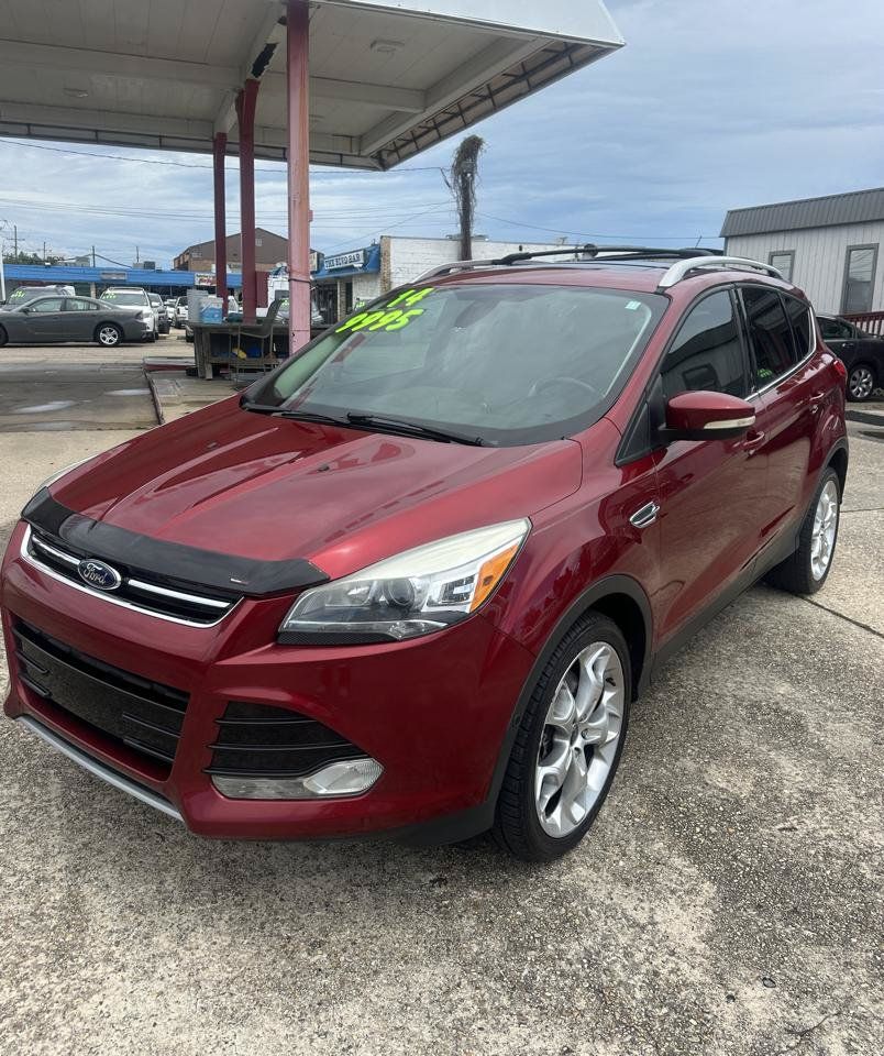 Used 2014 Ford Escape Titanium w/ Equipment Group 401A FWD image 2