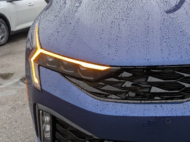New 2027 Kia K5 GT-Line FWD image 9