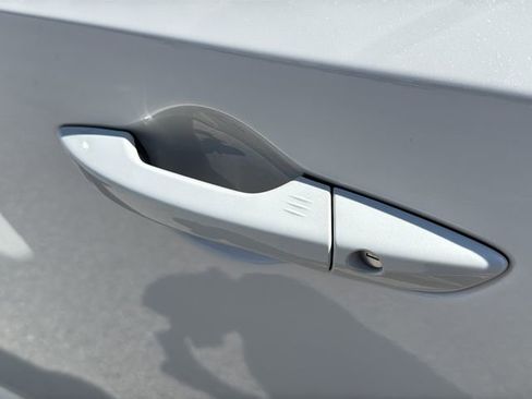 Used 2024 Acura MDX A-Spec image 10