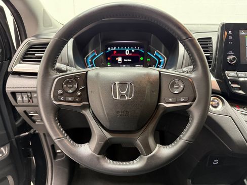Used 2023 Honda Odyssey EX-L image 19