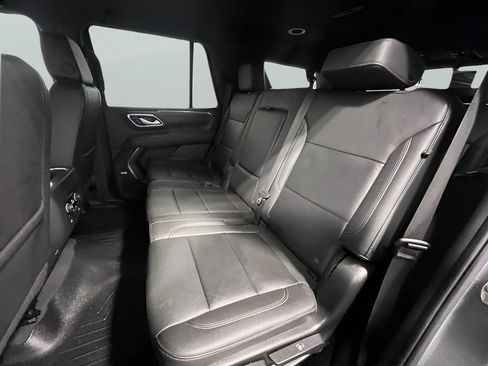 Used 2022 Chevrolet Tahoe LT w/ Luxury Package AWD/4WD image 13
