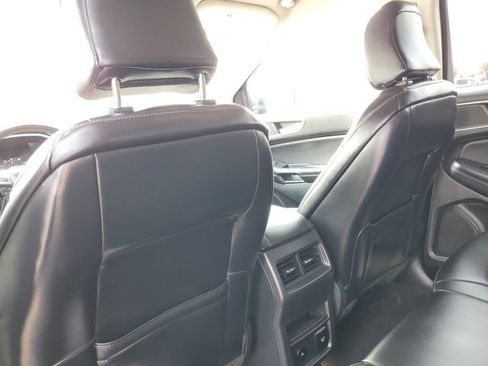 Certified 2024 Ford Edge SEL w/ Convenience Package AWD/4WD image 33