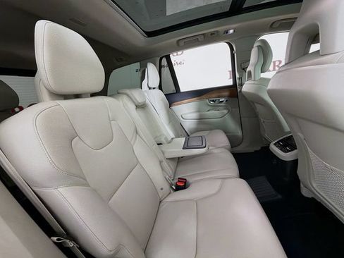 Used 2021 Volvo XC90 T8 Inscription Expression w/ Protection Package Premier AWD/4WD image 34