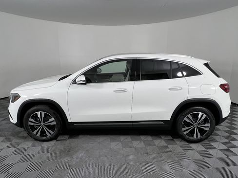 New 2026 Mercedes-Benz GLA 250 4MATIC image 9