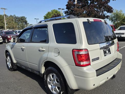 Used 2009 Ford Escape Limited AWD/4WD image 6