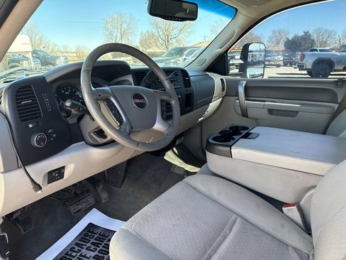 Used 2012 GMC Sierra 2500 SLE w/ SLE Preferred Package AWD/4WD image 30