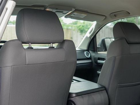 Used 2017 Toyota Tundra SR5 image 21