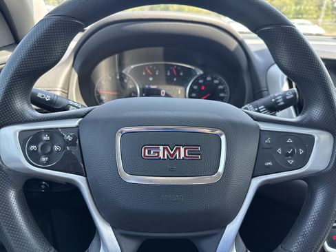 Used 2023 GMC Terrain SLE w/ Driver Convenience Package AWD/4WD image 10