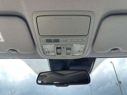 Used 2020 Honda CR-V Touring image 12
