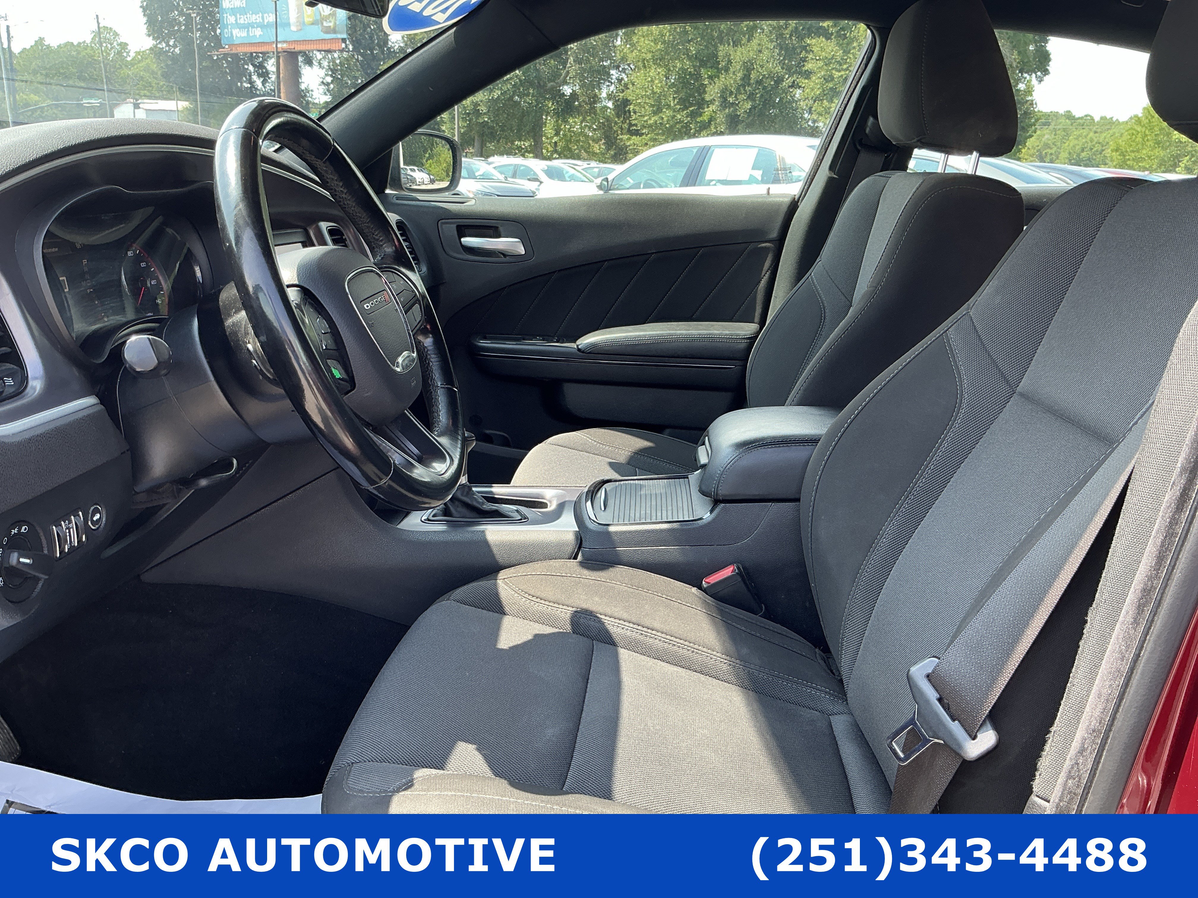 Used 2020 Dodge Charger SXT w/ Blacktop Package RWD image 11