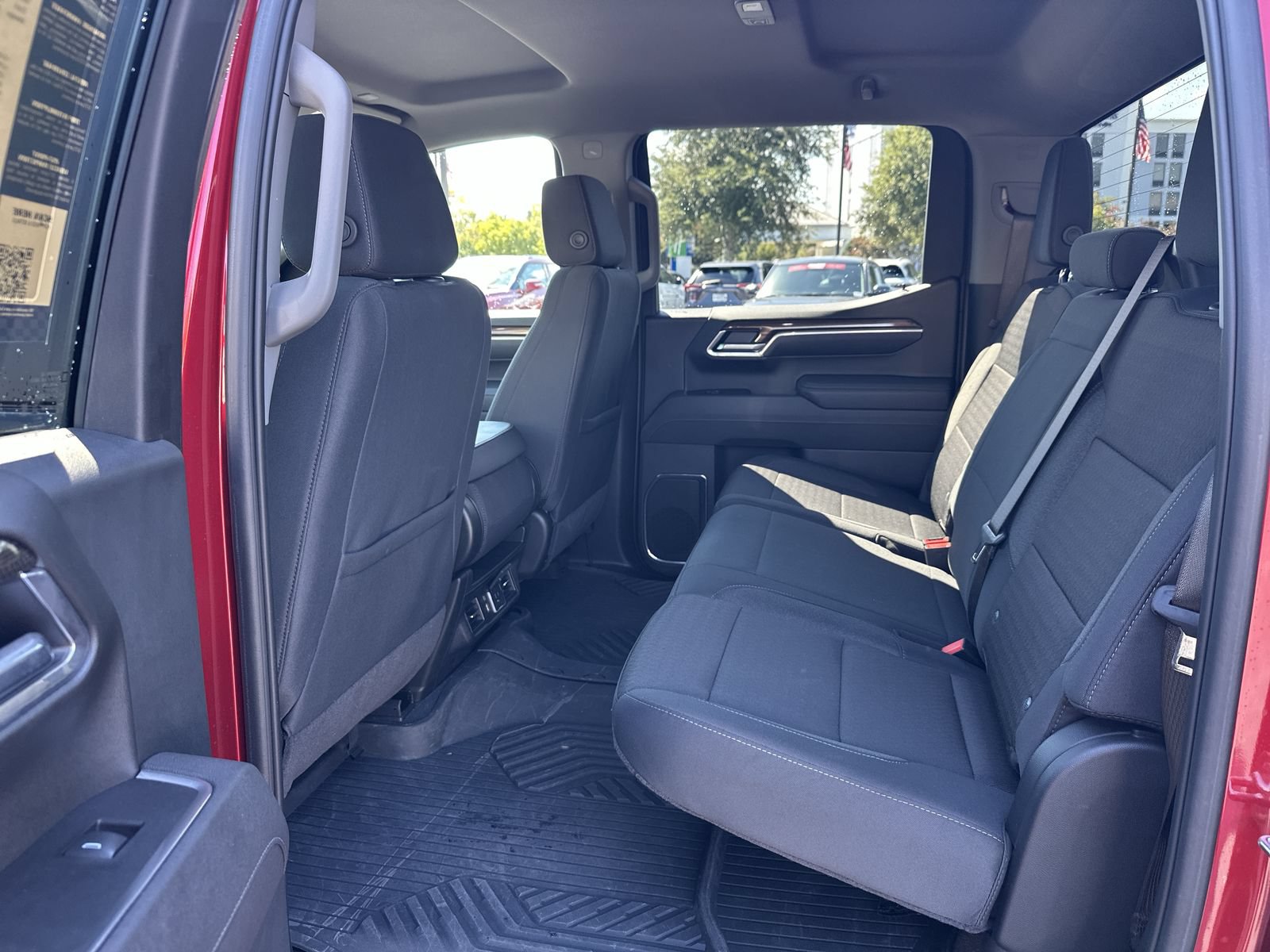 Used 2025 Chevrolet Silverado 1500 RST AWD/4WD image 31