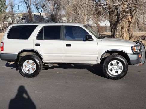 Used 1998 Toyota 4Runner 4WD image 3