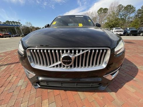 Used 2023 Volvo XC90 B6 Ultimate w/ Protection Package Premier image 6