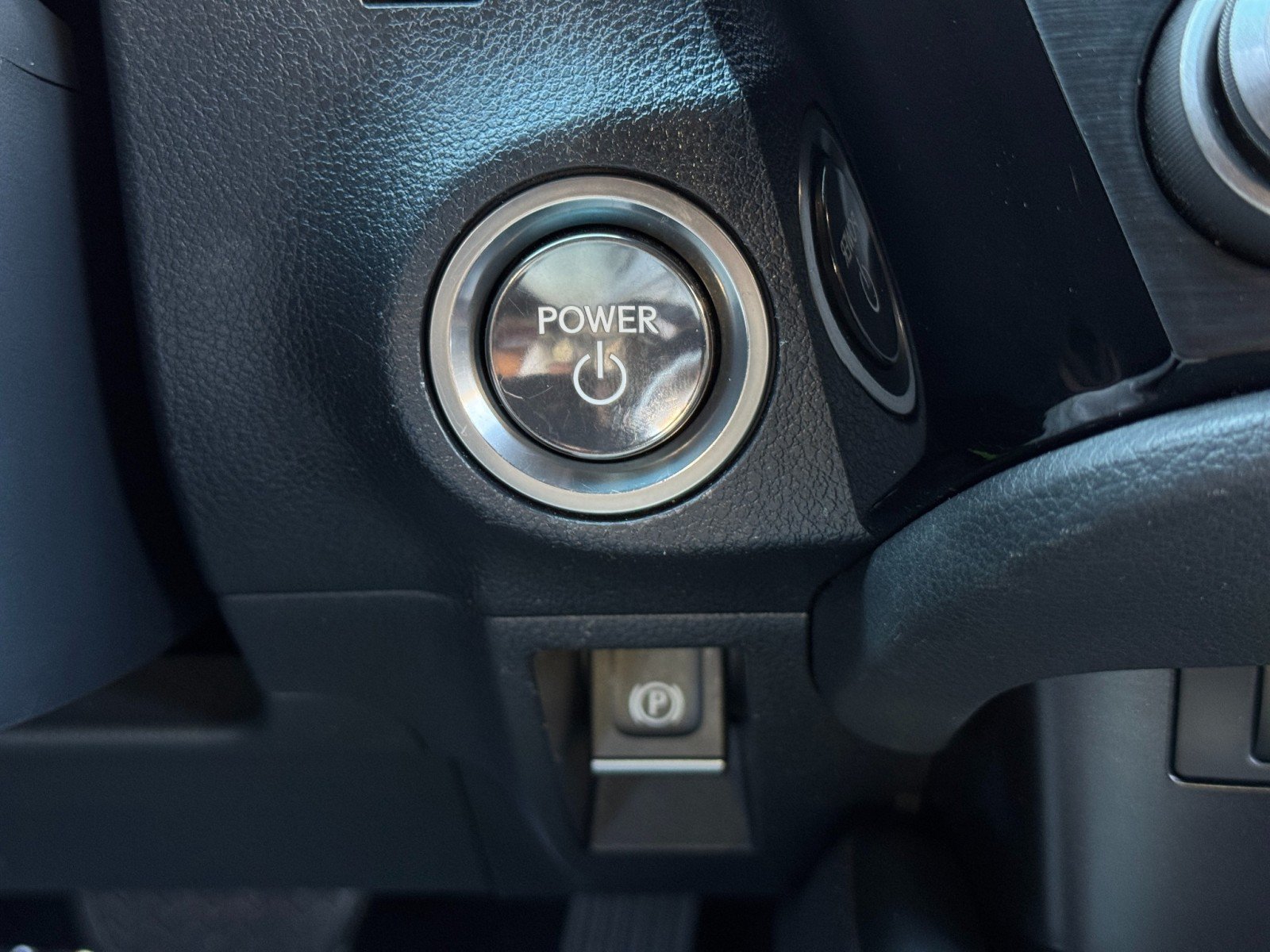 Used 2024 Lexus ES 300h w/ Premium Package FWD image 26
