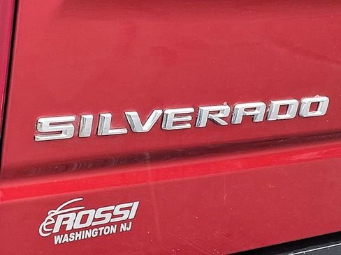 Used 2021 Chevrolet Silverado 1500 Custom w/ Safety Confidence Package AWD/4WD image 20