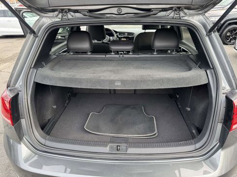 Used 2019 Volkswagen Golf R 4-Door image 28