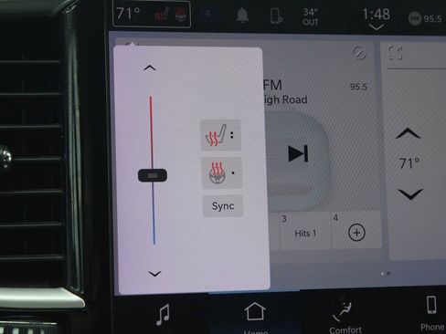 Used 2022 Chrysler Pacifica Touring-L image 38