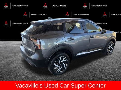 Used 2025 Nissan Kicks SV FWD image 5