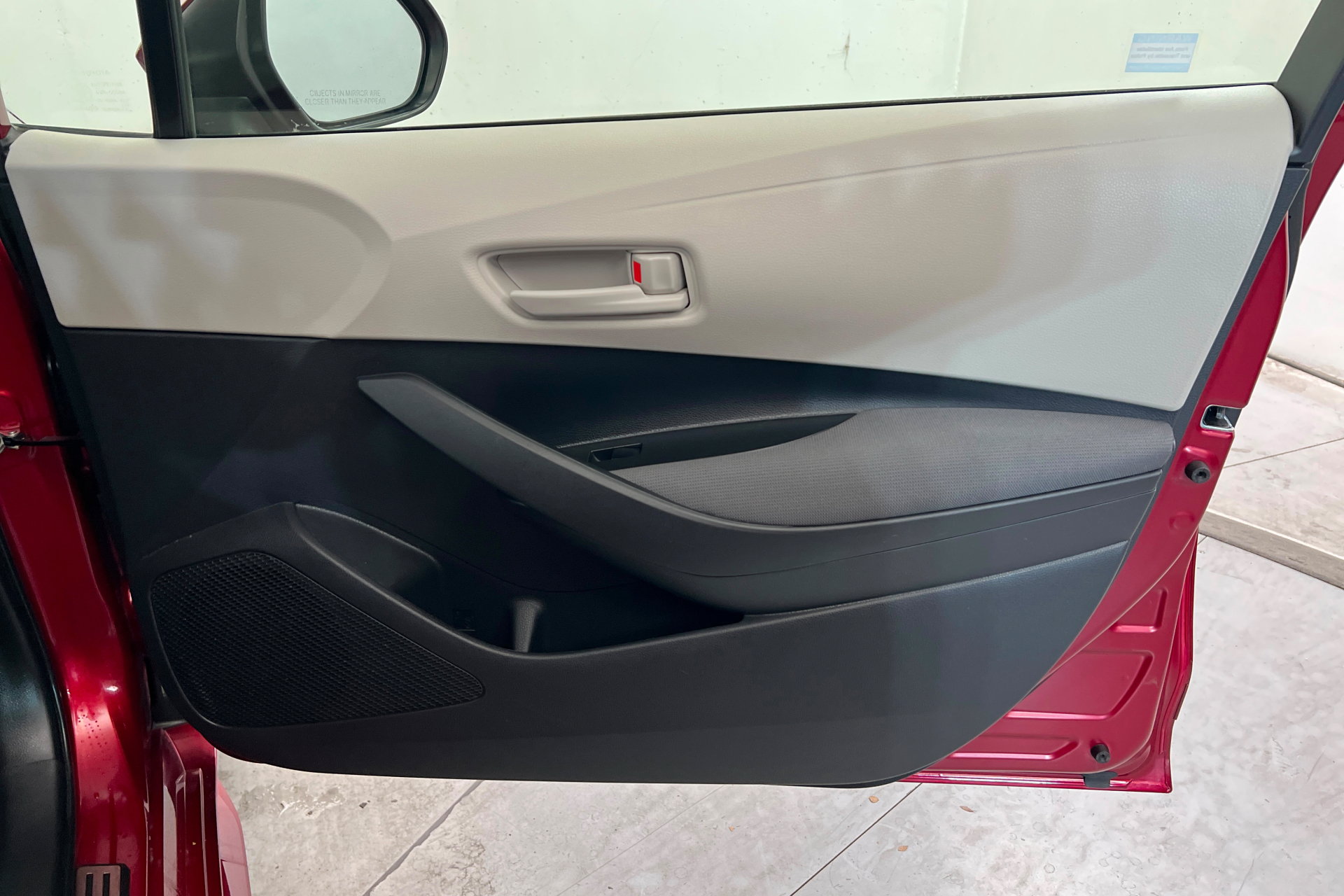 Used 2023 Toyota Corolla LE FWD image 23