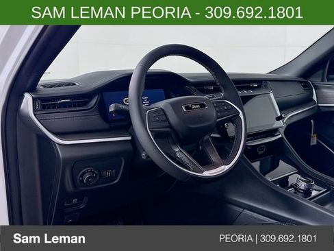 New 2026 Jeep Grand Cherokee L Limited AWD/4WD image 9