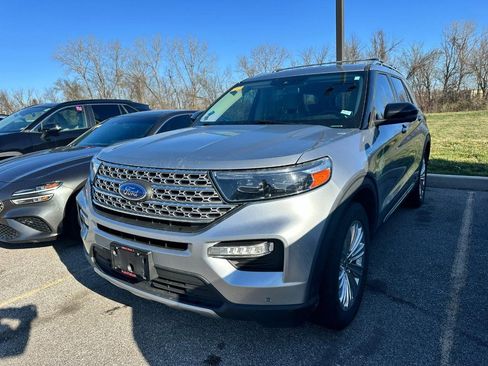 Used 2020 Ford Explorer Limited w/ Class III Trailer Tow Package image 15