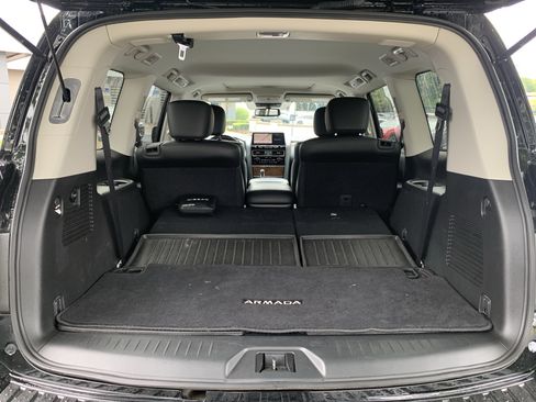 Used 2023 Nissan Armada SL w/ Captain's Chairs Package AWD/4WD image 34