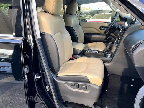 Used 2023 INFINITI QX80 Premium Select w/ Cargo Package RWD image 9