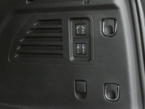 New 2026 Buick Enclave Sport Touring w/ Power Package image 23