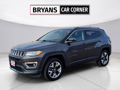 Used 2020 Jeep Compass Limited image 19