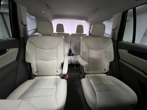 Certified 2023 Cadillac XT6 Premium Luxury w/ Technology Package image 19