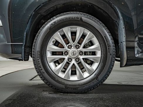 Certified 2023 Lexus GX 460 Premium w/ Premium Plus Package AWD/4WD image 10