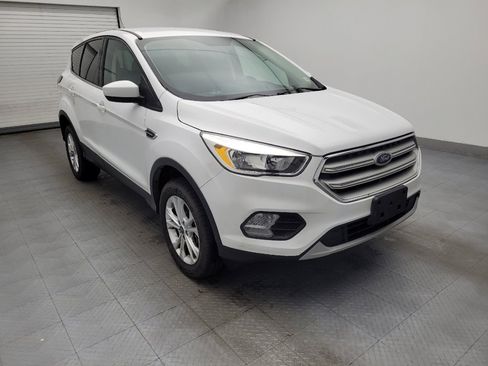 Used 2019 Ford Escape SE image 13