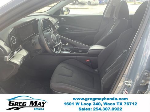 Used 2022 Hyundai Elantra SEL w/ Convenience Package FWD image 20