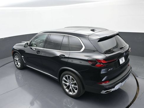 Used 2026 BMW X5 xDrive40i AWD/4WD image 34