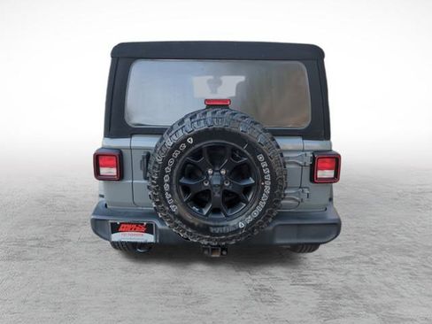 Used 2021 Jeep Wrangler Unlimited Willys image 7