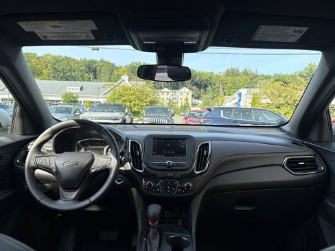 Used 2022 Chevrolet Equinox RS AWD/4WD image 33