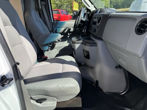 Certified 2023 Ford E-350 and Econoline 350 Super Duty w/ Power Windows & Locks Group RWD image 10
