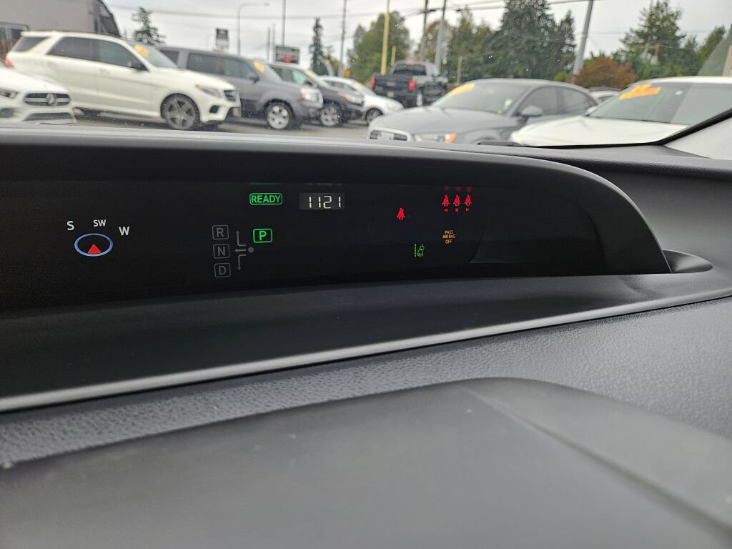 Used 2020 Toyota Prius Prime XLE FWD image 22