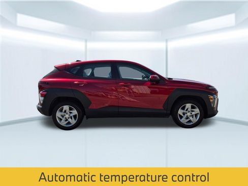 Used 2024 Hyundai Kona SE FWD image 8