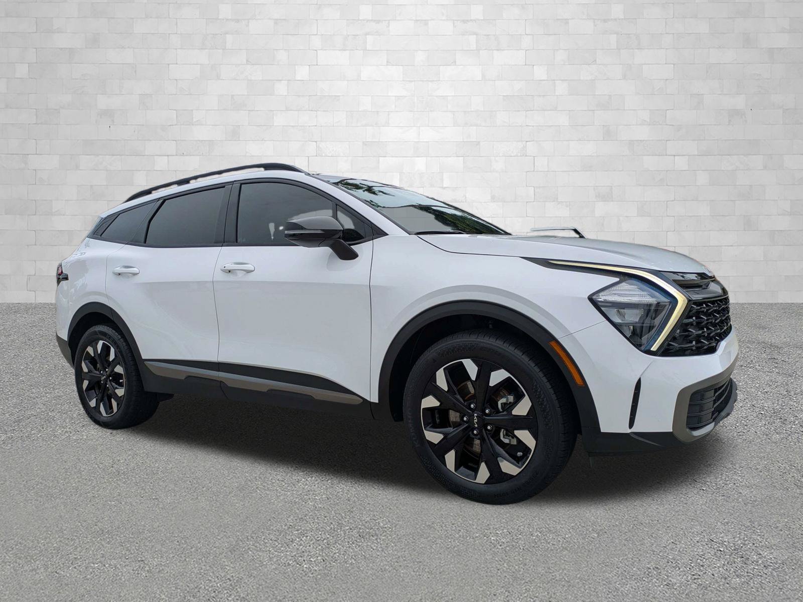 Used 2023 Kia Sportage X-Line w/ X-Line Premium Package AWD/4WD image 1